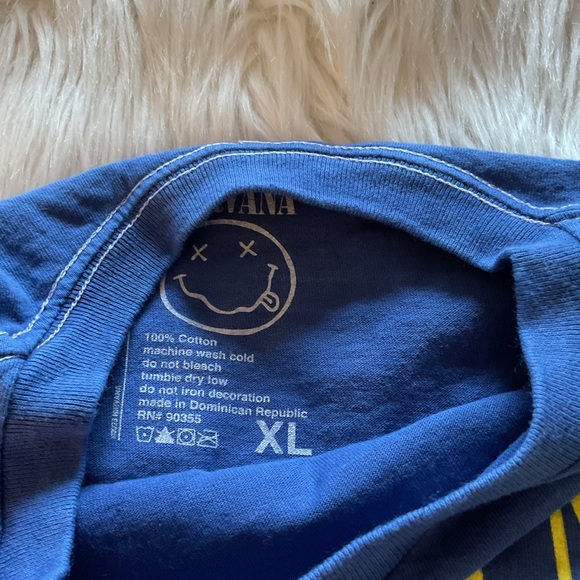 NIRVANA VINTAGE STYLE T-SHIRT Blue Distressed Dyed 90s Grunge Rock Band - Picture 5 of 5